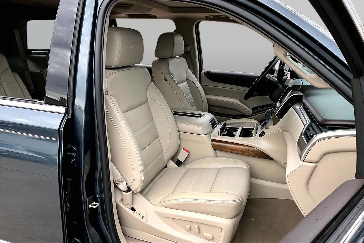 Used 2019 Dark Sky Metallic GMC Denali image 9