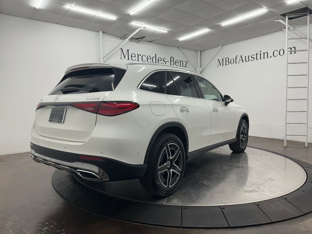 New 2026 Polar White Mercedes-Benz GLC 300 image 41