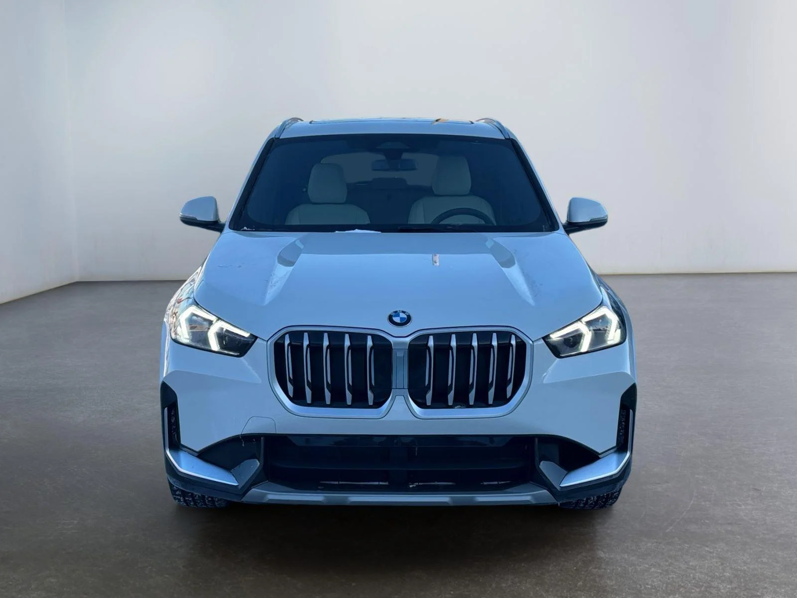 New 2026 Alpine White BMW xDrive28i image 8