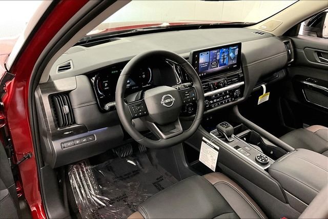 New 2026 Scarlet Ember Tintcoat/Super Black Nissan Platinum image 7