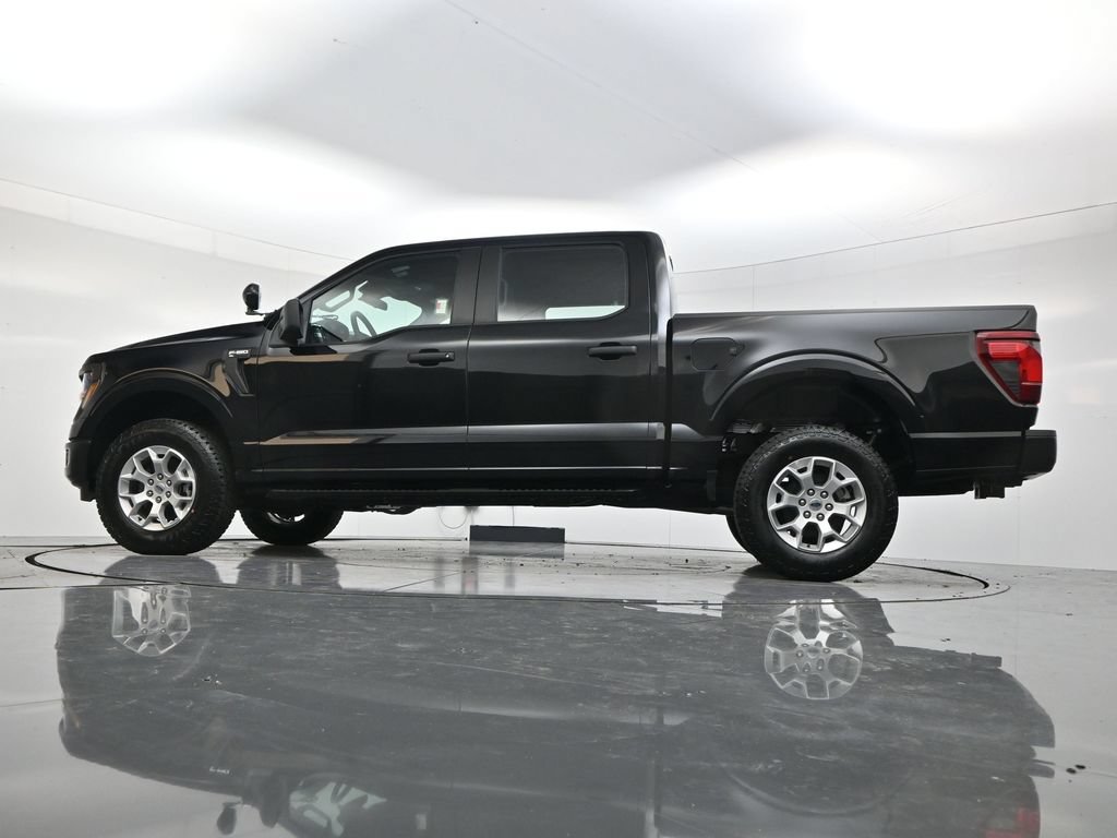 Used 2025 Black Metallic Ford XL image 52