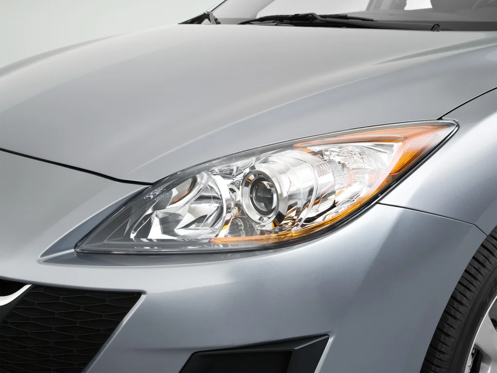 Used 2010 Silver Mazda i Sport image 19
