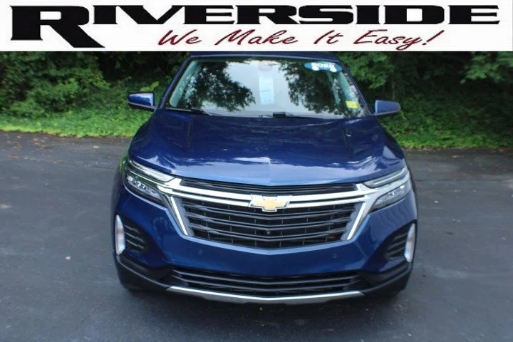 Used 2022 Blue Glow Metallic Chevrolet LT image 17