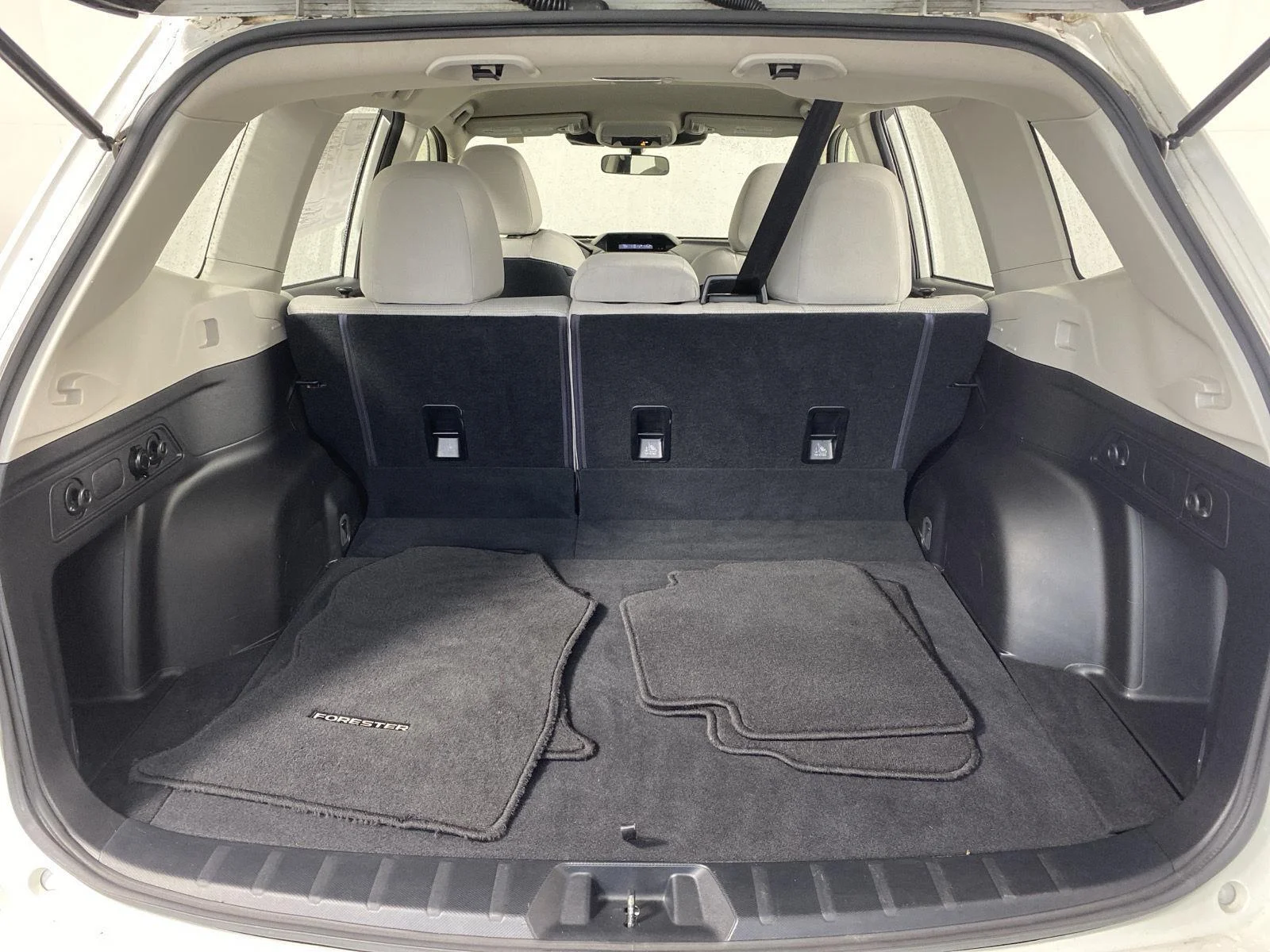 Used 2023 Crystal White Pearl Subaru Base image 7