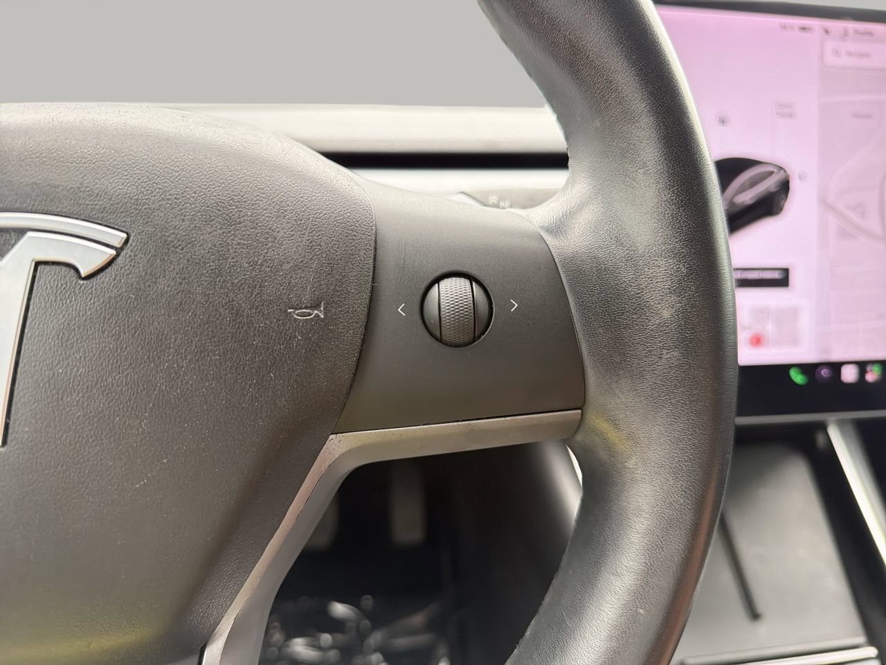 Used 2018 Black Tesla Long Range image 27
