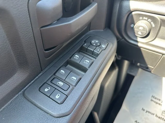 2025 RAM 2500 Tradesman - Photo 28