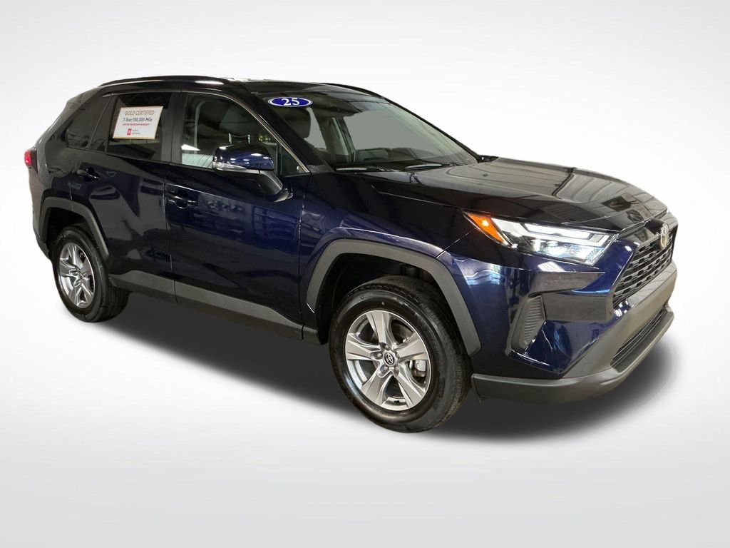 Certified Used 2025  Toyota XLE image 7
