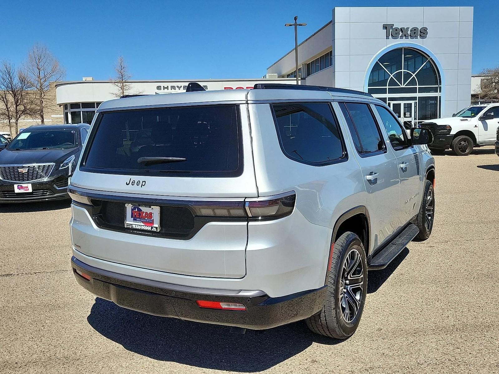 New 2026 Silver Zynith Jeep 4X4 image 4