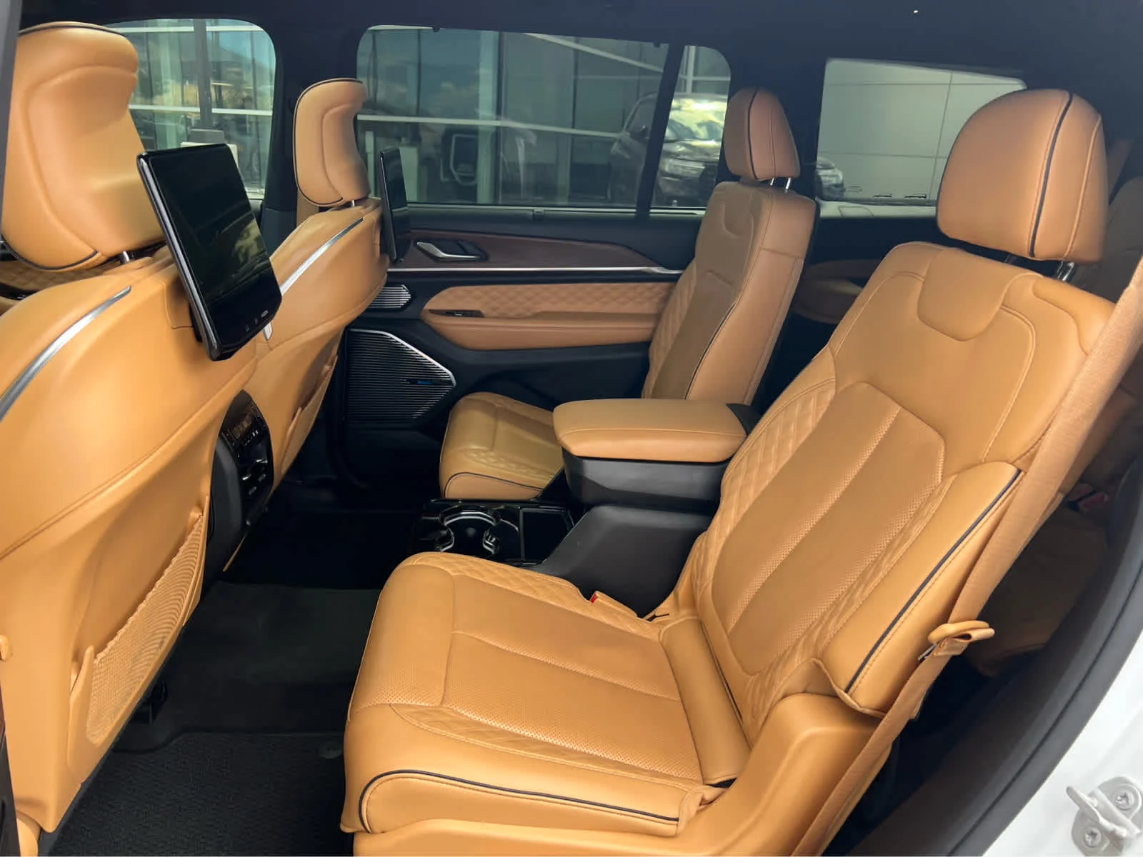 Used 2023 Bright White Clearcoat Jeep Summit image 28