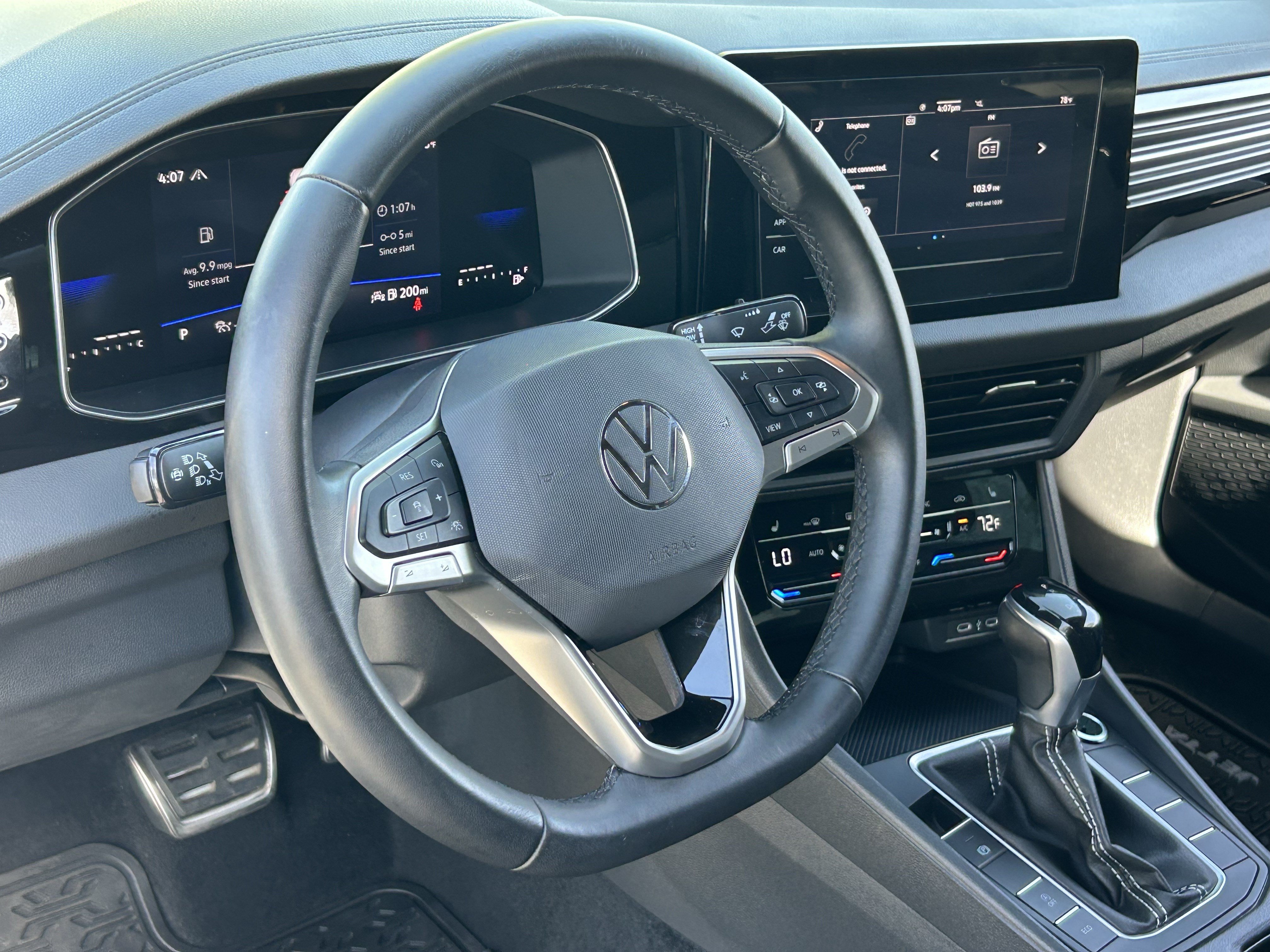 Used 2025 White Volkswagen Sport image 25