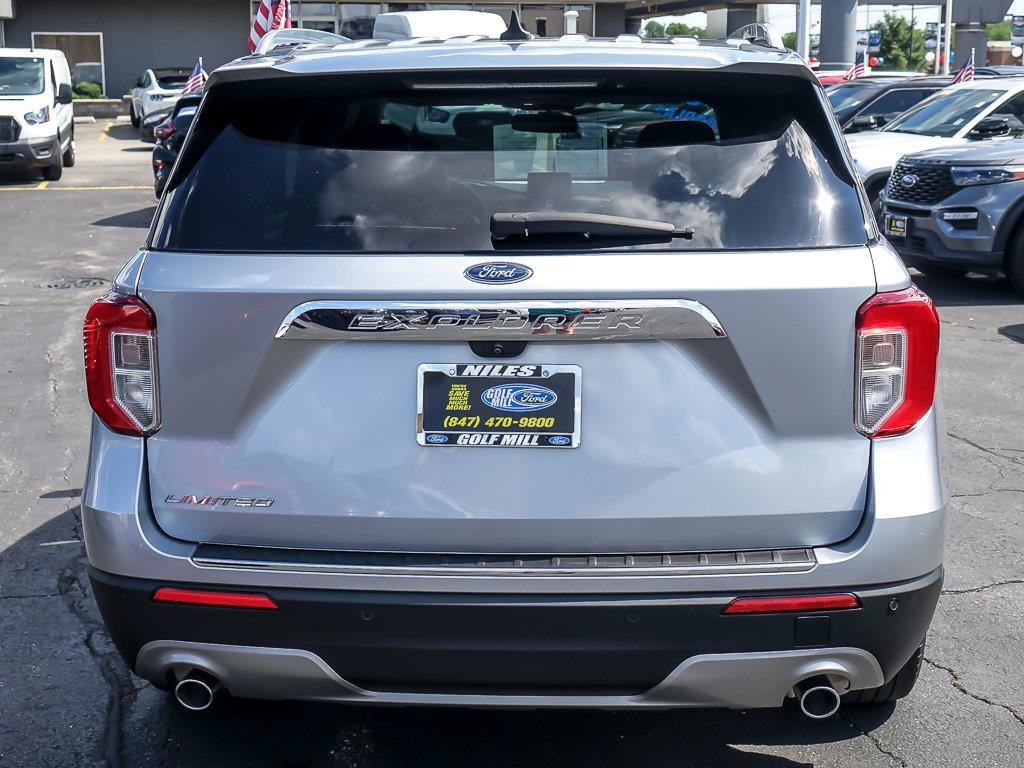 Used 2023 Silver Metallic Ford Limited image 8