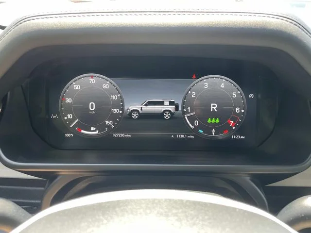 2025 Land Rover Defender S - Photo 32