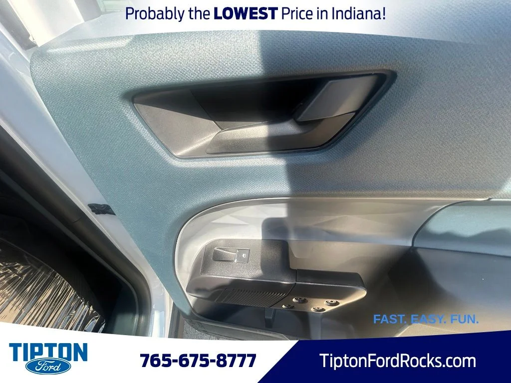 New 2026 Oxford White Ford XLT image 32