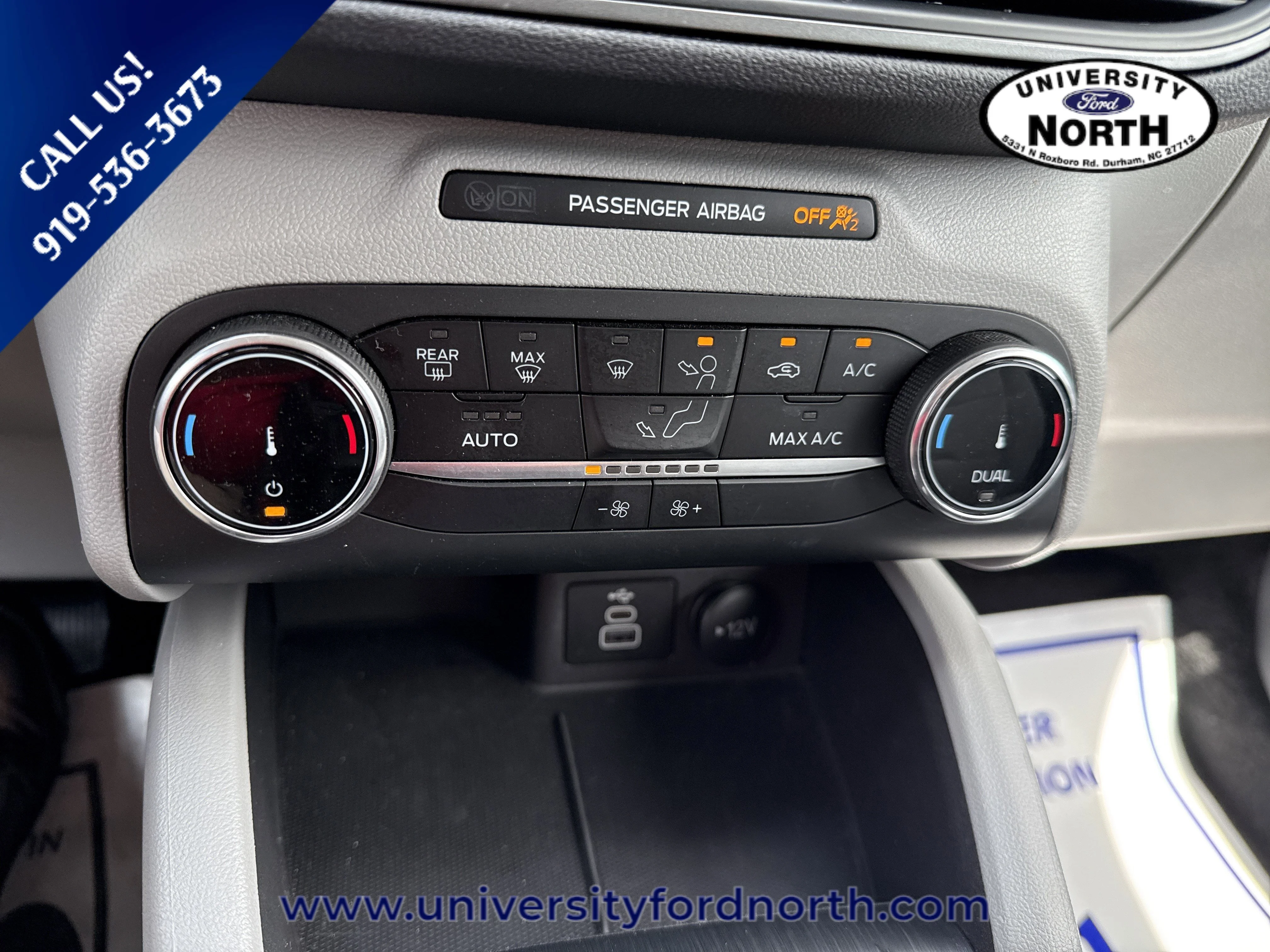 Used 2025 Oxford White Ford Active image 24