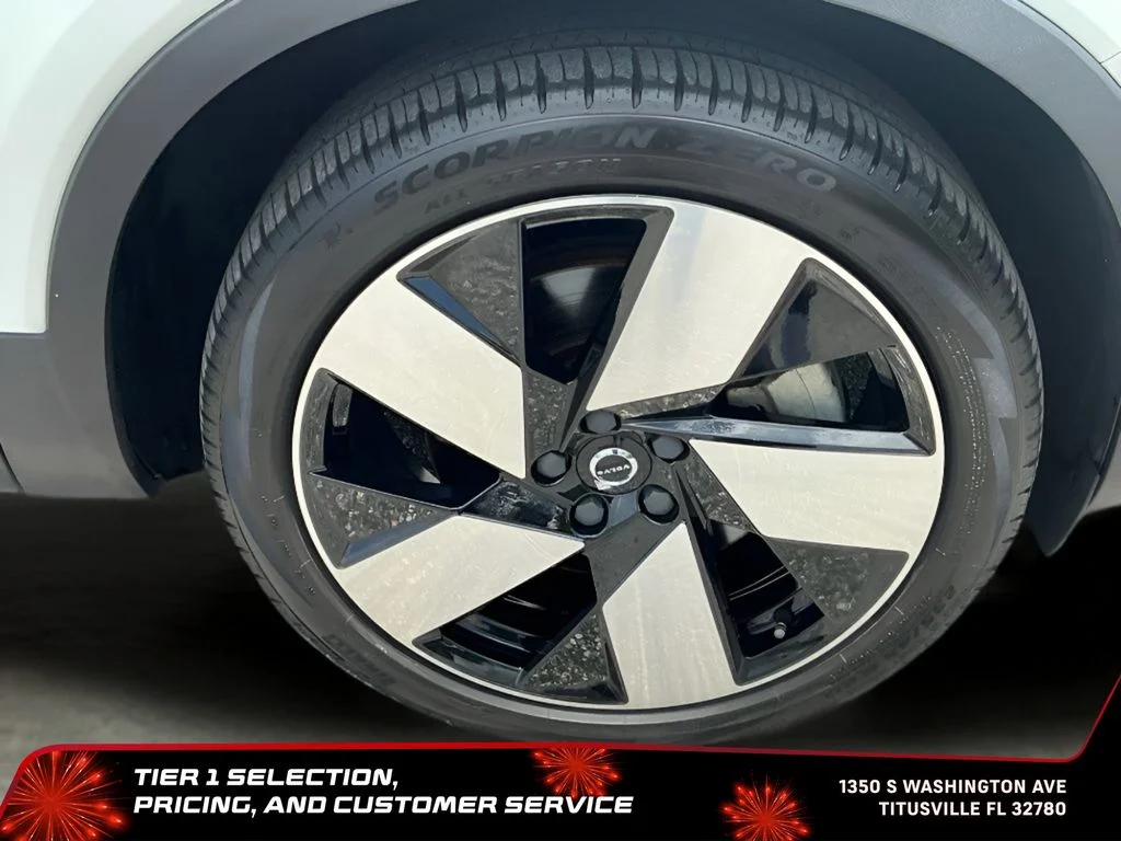 Used 2023 White Volvo Ultimate image 32