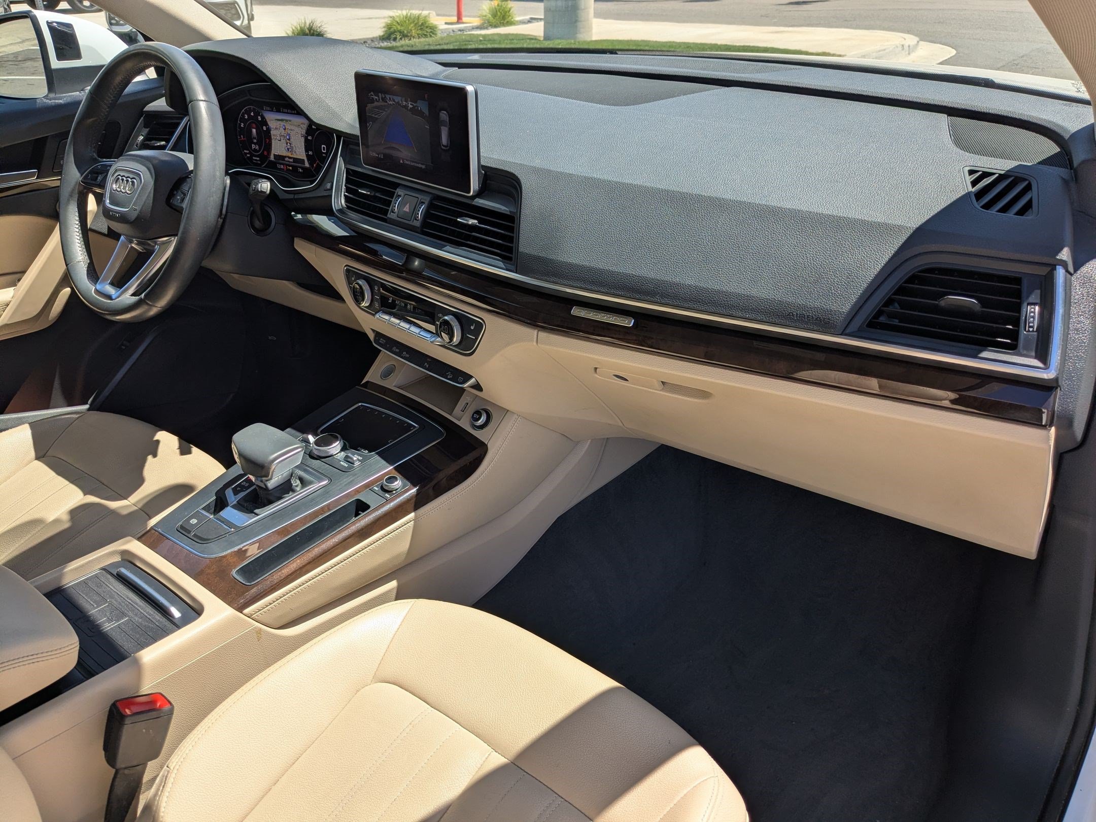 Used 2019 Ibis White Audi Premium Plus image 33