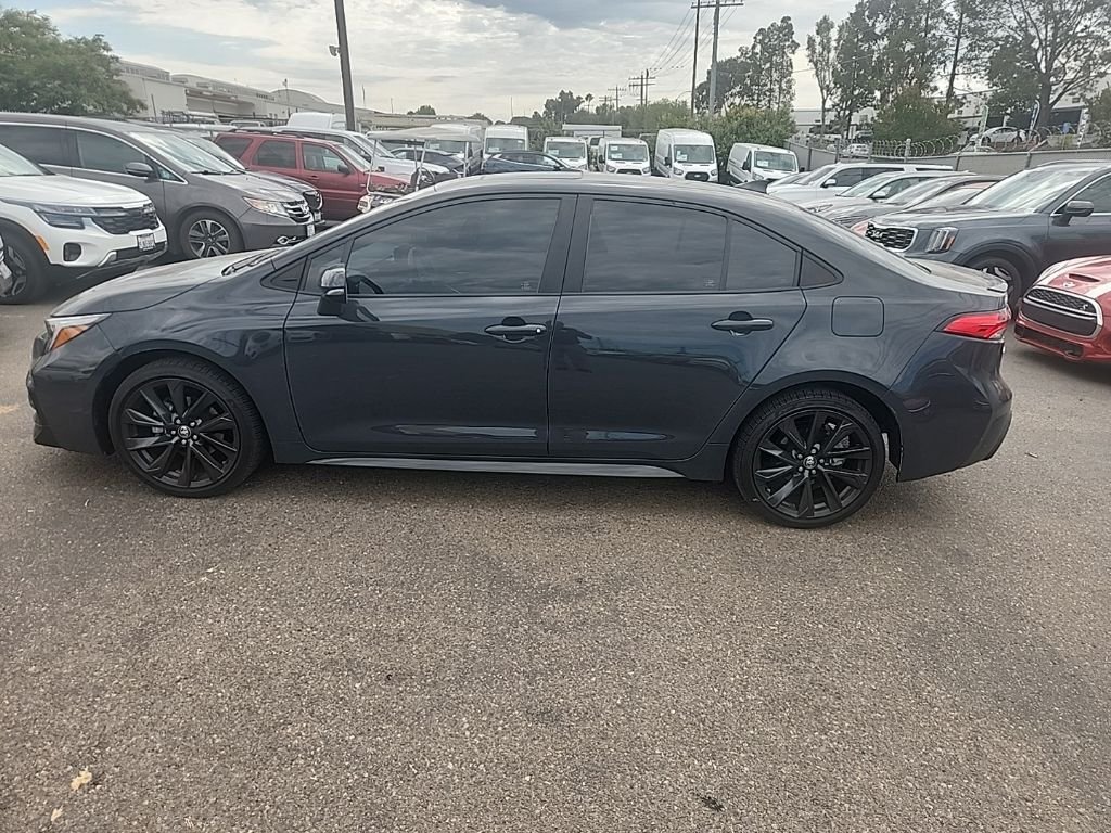 Used 2023  Toyota SE image 10