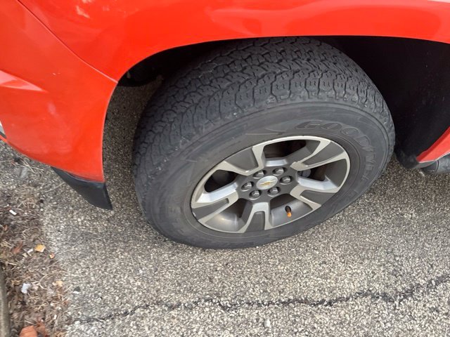 Used 2019 Crush Chevrolet Z71 image 6
