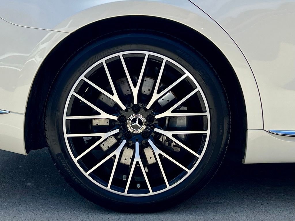 Certified Used 2022  Mercedes-Benz S 500 image 15