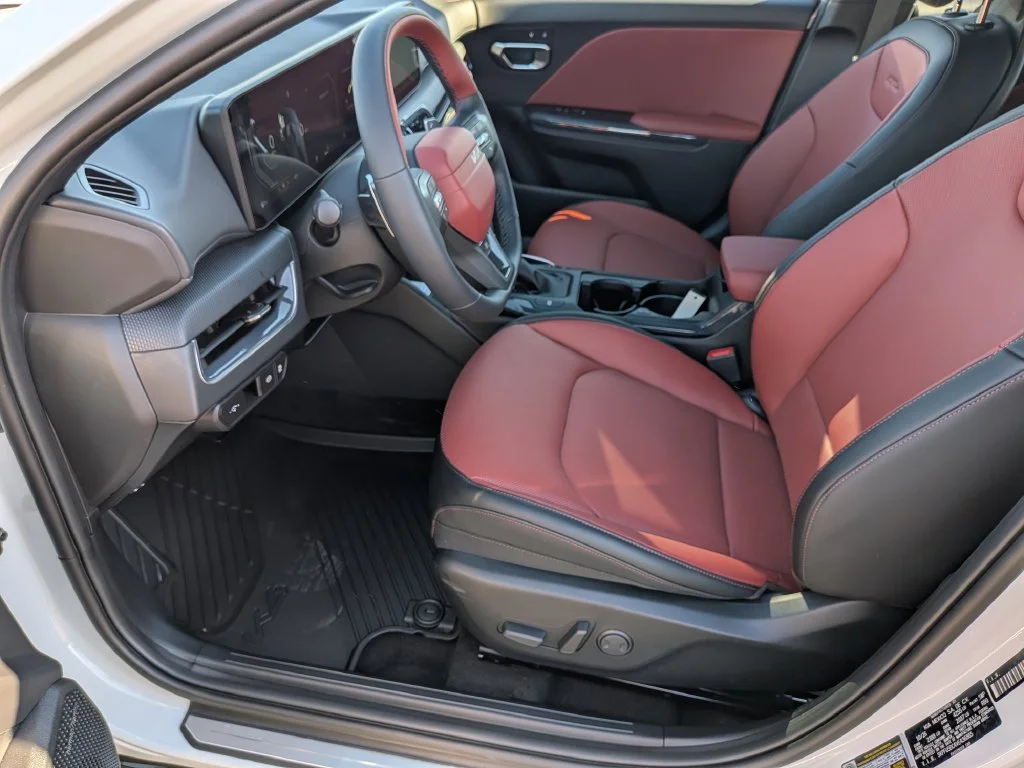 New 2027 Snow White Pearl Kia GT-Line image 48