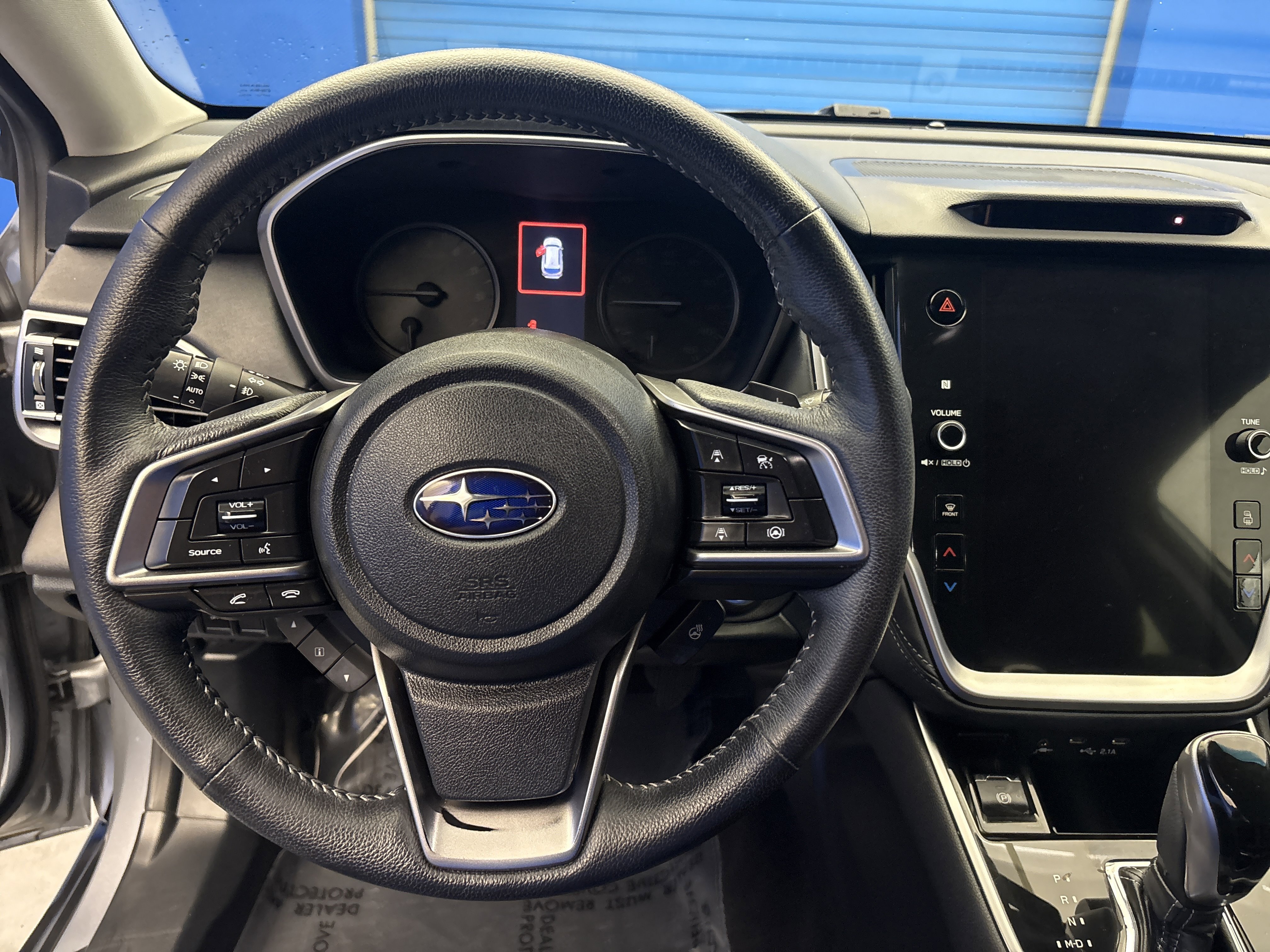 Used 2020 Ice Silver Metallic Subaru Limited image 14