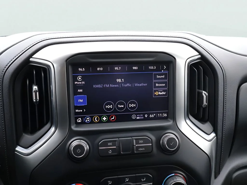 Used 2021 Silver Chevrolet LT Trail Boss image 23