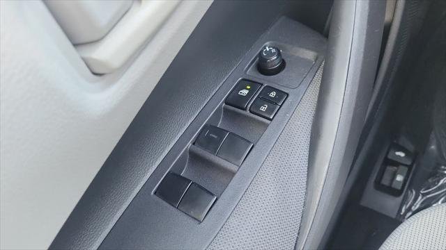Certified Used 2024 WIND CHILL PEARL Toyota  image 18