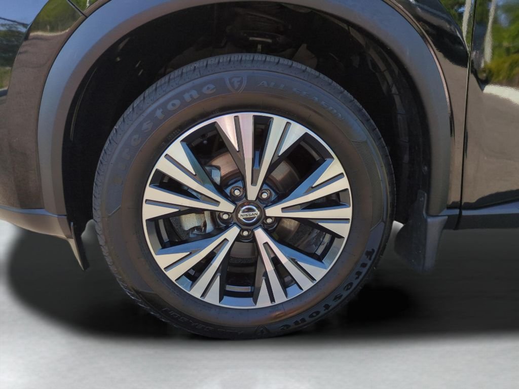 Used 2021 Black Nissan SV image 26