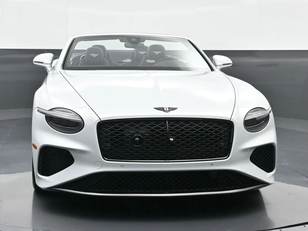 New 2026 White Bentley  image 15