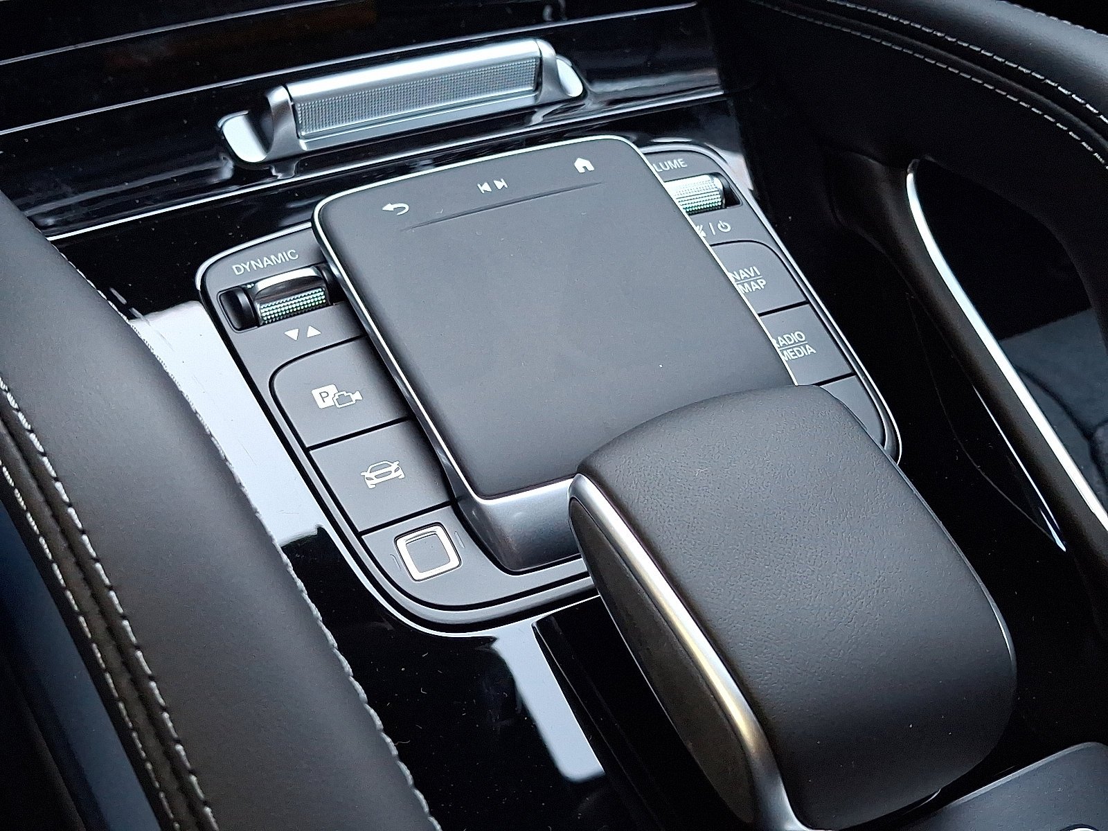 New 2026 Cirrus Silver Metallic Mercedes-Benz AMG® GLE 53 4MATIC+ Coupe image 42