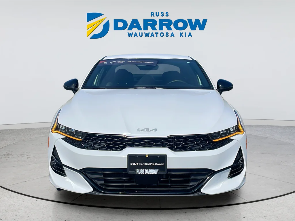 Used 2023 White Kia GT-Line image 8
