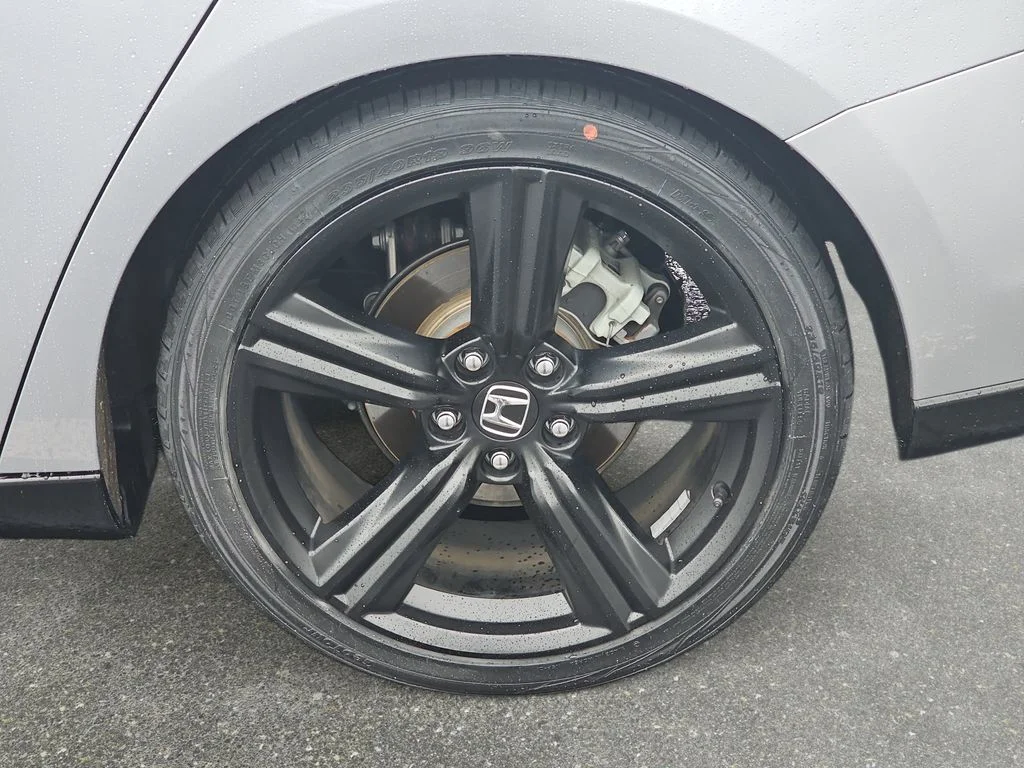 Used 2024  Honda Sport-L image 31