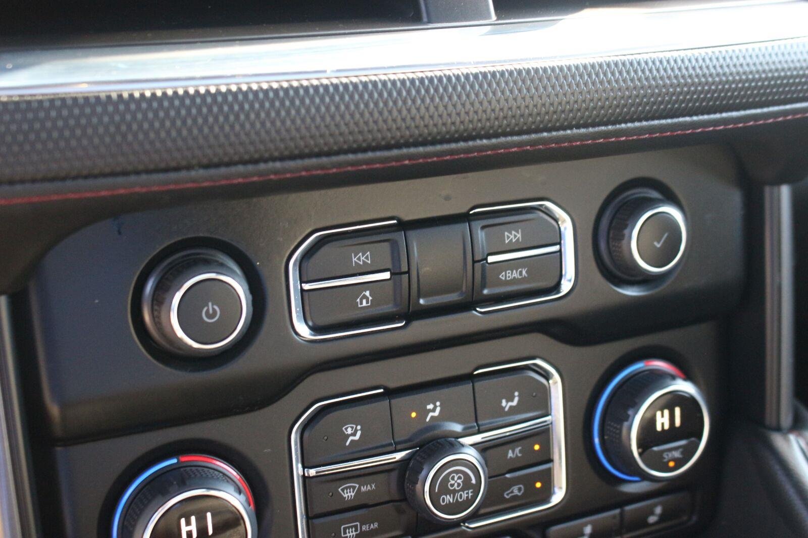 Used 2023 RADIANT RED TINTCOAT Chevrolet RST image 27