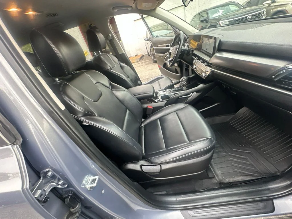 Used 2024 Silver Kia LX image 38