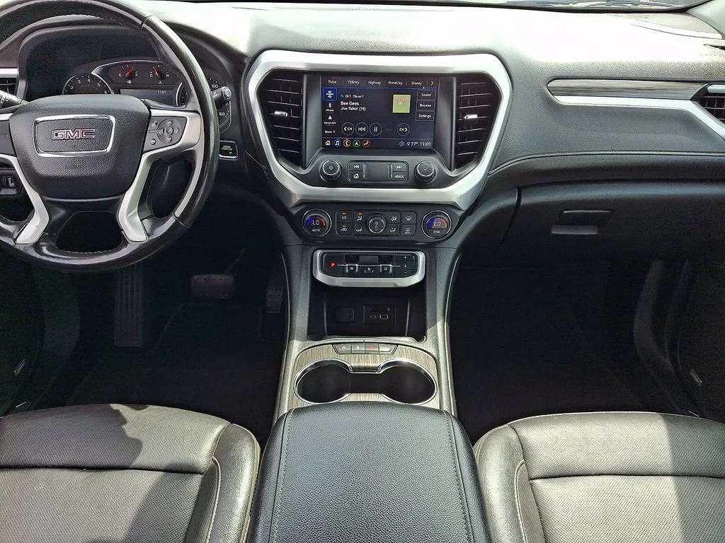 Used 2020 RED QUARTZ TINTCOAT GMC SLT image 16