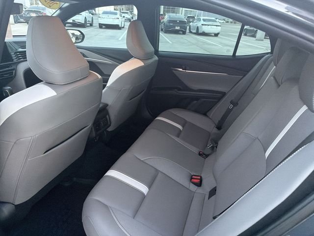 2025 Toyota Camry SE - Photo 29
