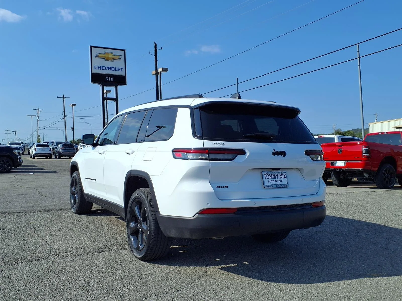 Used 2025 Bright White Clearcoat Jeep  image 20