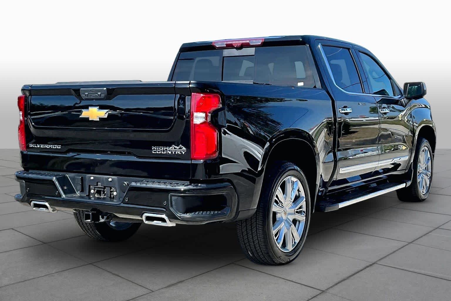 Used 2024 Black Chevrolet High Country image 13