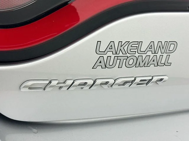 Certified Pre-Owned 2022 Dodge Charger SXT