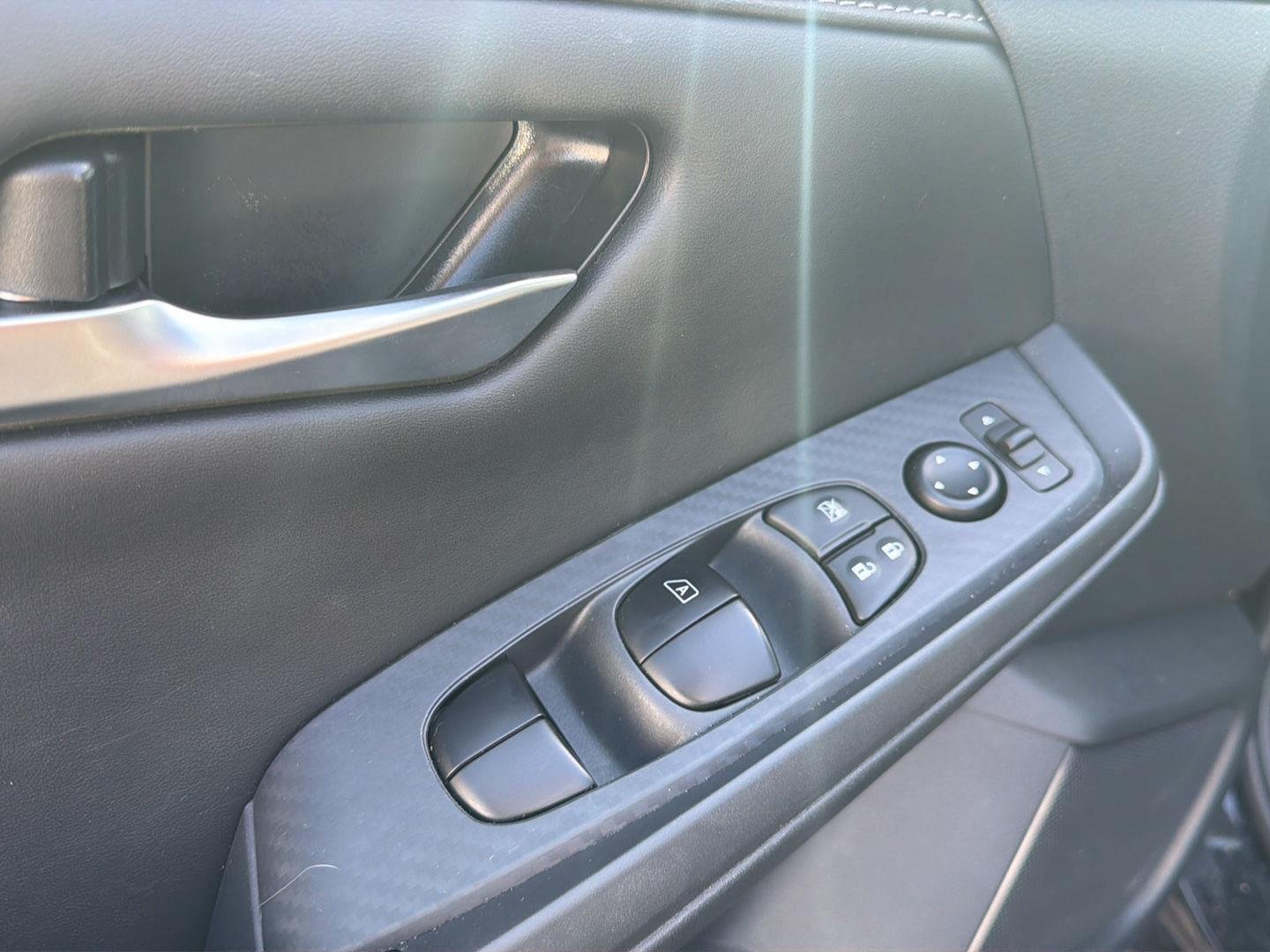 Used 2024 Super Black Nissan SV image 9