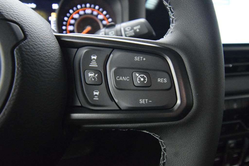 New 2026 Hydro Blue Pearlcoat Jeep Rubicon X image 24