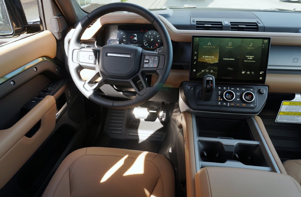 New 2026 Woolstone Green Land Rover X image 15