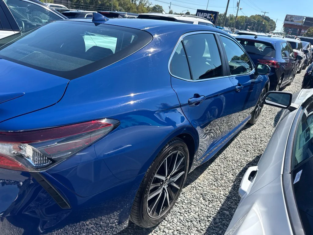 Used 2023 Blue Toyota SE image 4