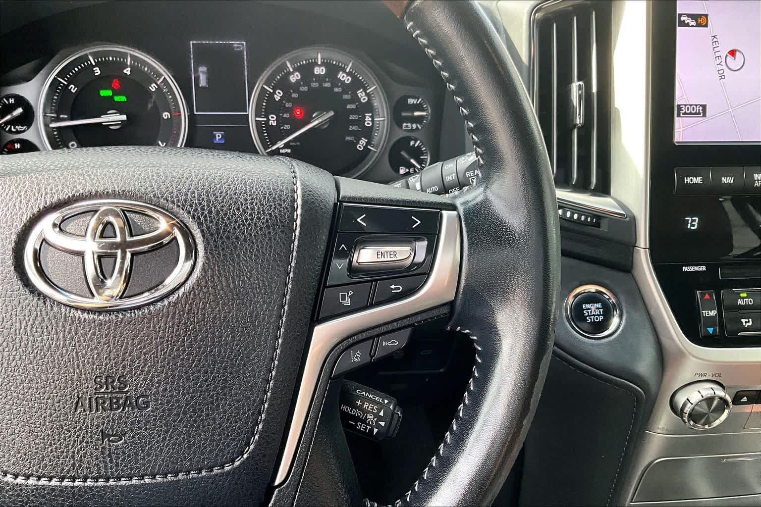 Used 2021 Blizzard Pearl Toyota  image 25