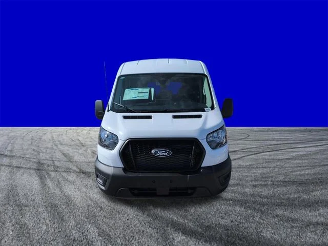 New 2026 Oxford White Ford Passenger Van XL image 9