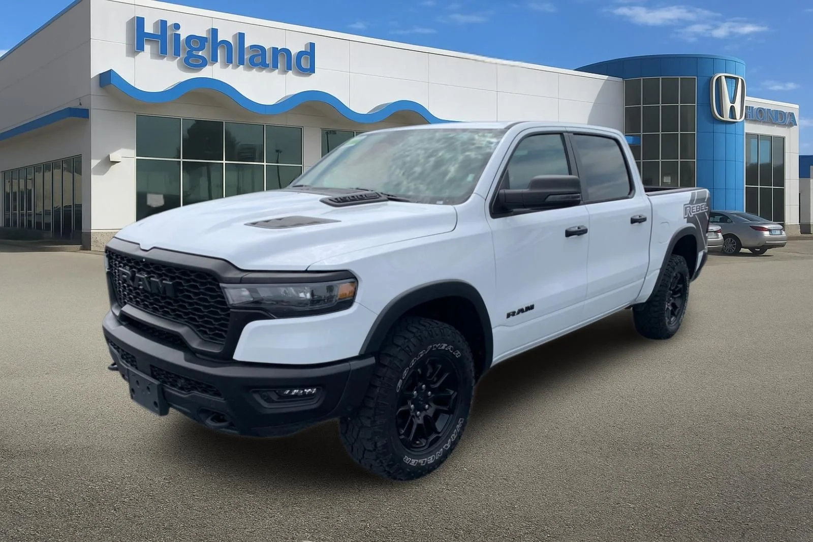 Used 2025 White Ram Rebel image 1