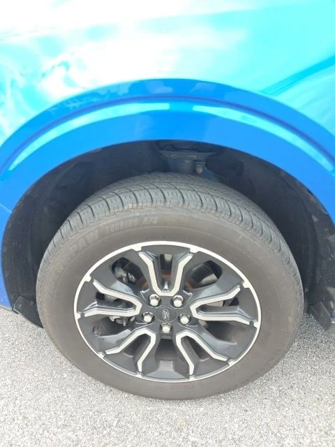Used 2022 Blue Ford Lariat image 19