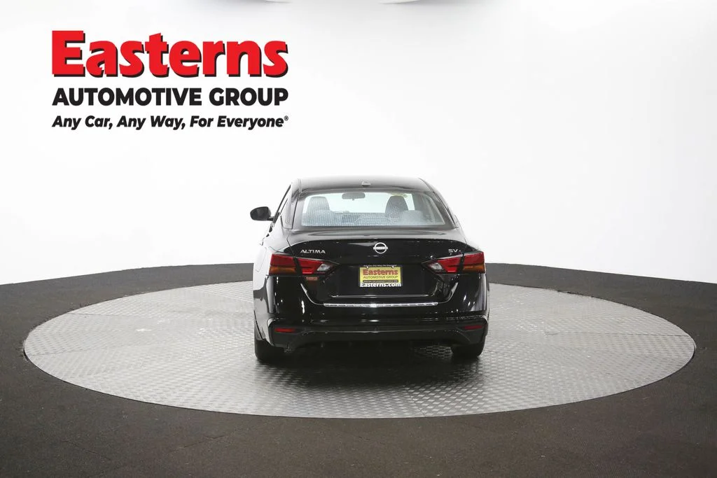 Used 2023 Black Nissan 2.5 SV image 36