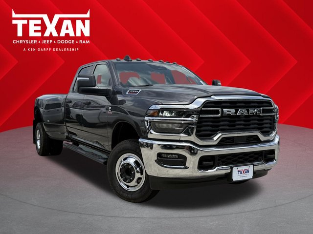 New 2026 RAM 3500 Tradesman 4x4 Crew Cab