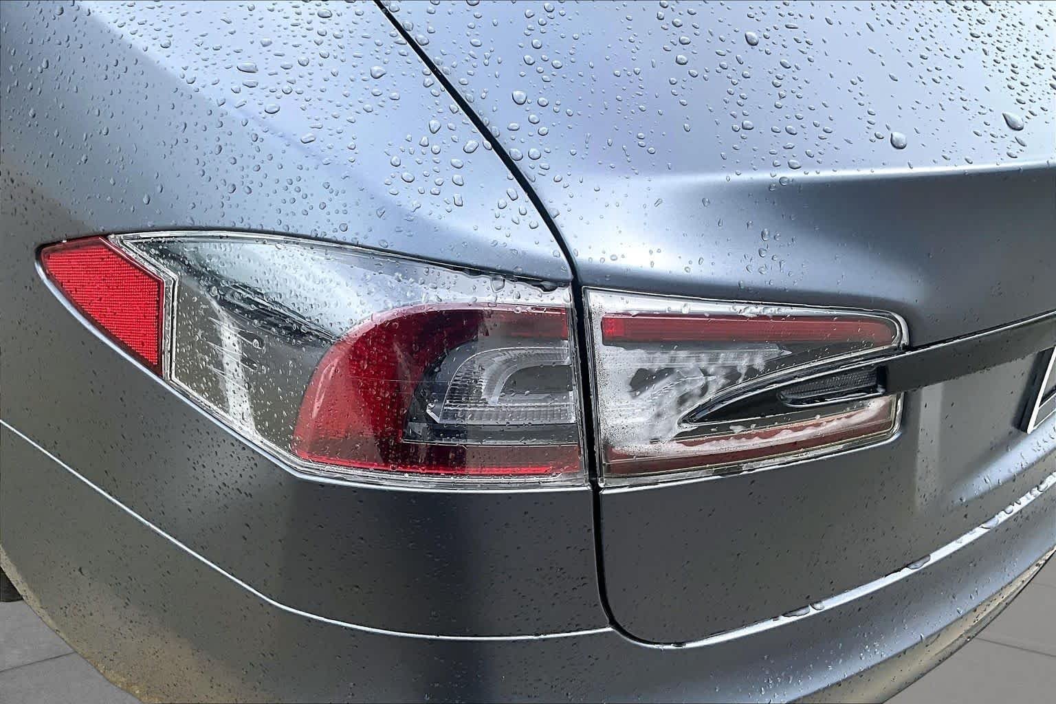 Used 2021 GRAY WRAP Tesla Long Range image 27
